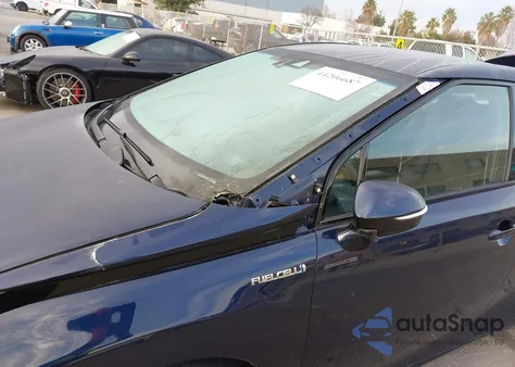 2018 Toyota Mirai z USA, uszkodzony, nr VIN JTDBVRBD8JA004081